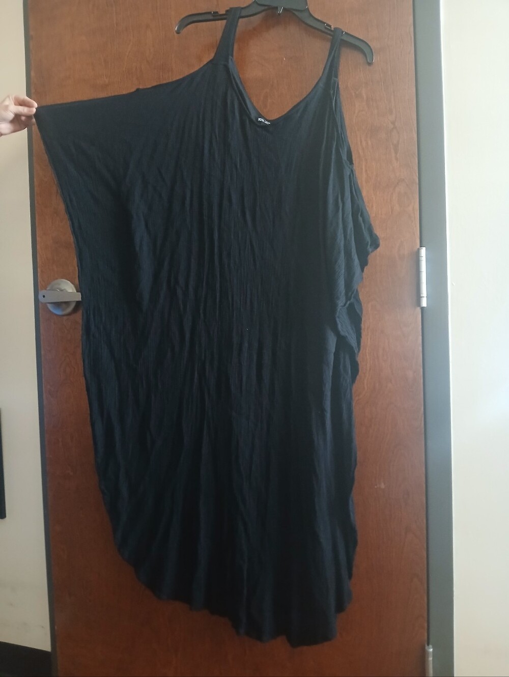 NINA LEONARD black cold shoulder kaftan